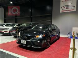 تۆیۆتا کامری